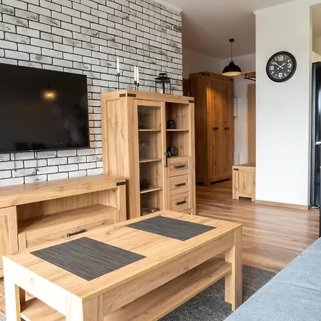 Komfortowy Apartament Nadbrzezna Blisko Warszawy Z Parkingiem Ozarow Mazowiecki Exterior photo