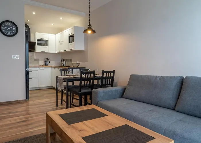 Komfortowy Apartament Nadbrzezna Blisko Warszawy Z Parkingiem