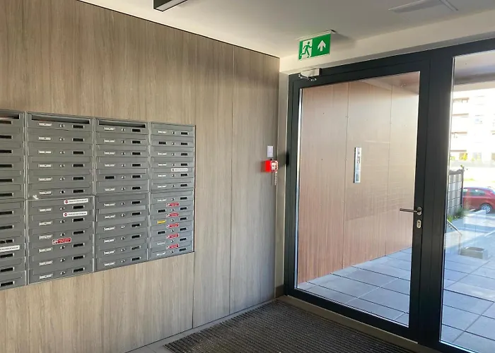 Komfortowy Apartament Nadbrzezna Blisko Warszawy Z Parkingiem